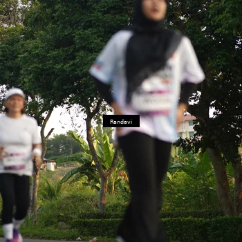 Runner Photo 7687941