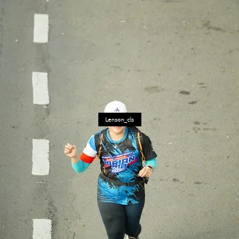 Runner Photo 7687943