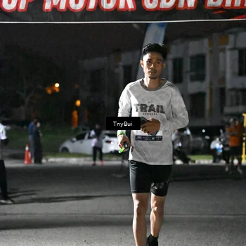 Runner Photo 7687956