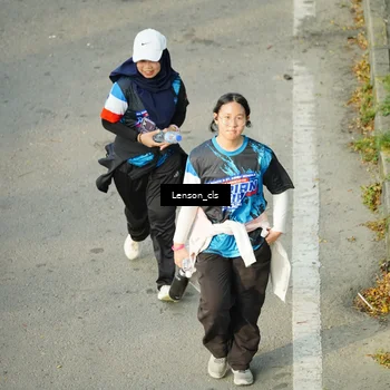 Runner Photo 7687965