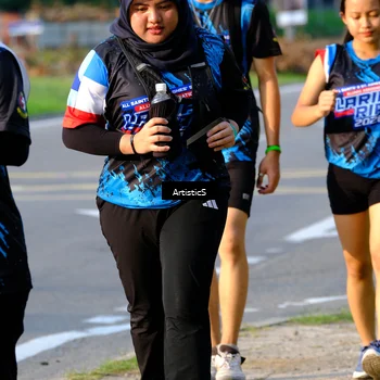 Runner Photo 7687967