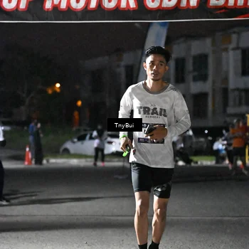 Runner Photo 7687968