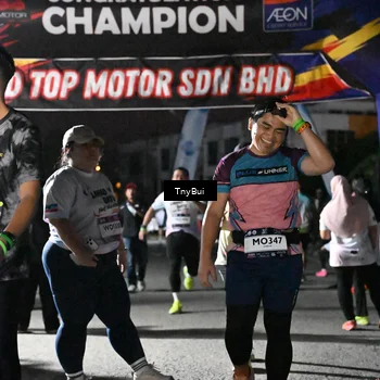 Runner Photo 7687969