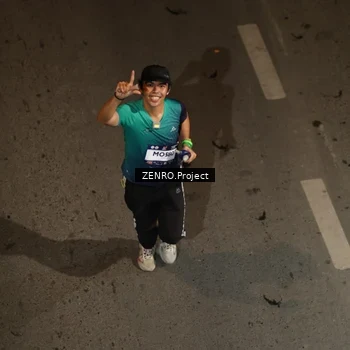 Runner Photo 7687974