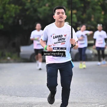 Runner Photo 7687978