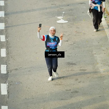 Runner Photo 7687991