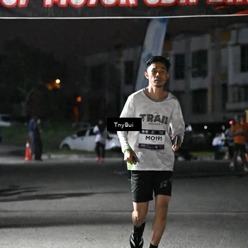 Runner Photo 7688005