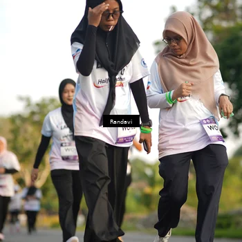 Runner Photo 7688023
