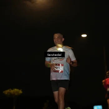 Runner Photo 7688035