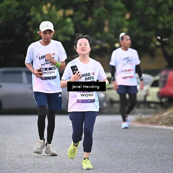 Runner Photo 7688041