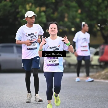 Runner Photo 7688046