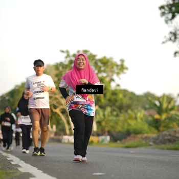 Runner Photo 7688051