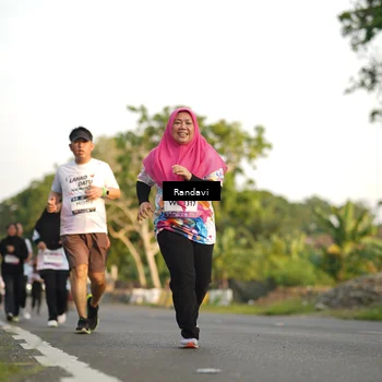 Runner Photo 7688052