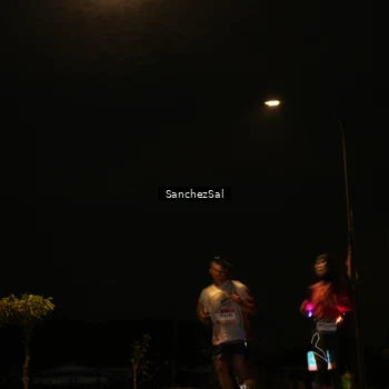 Runner Photo 7688054
