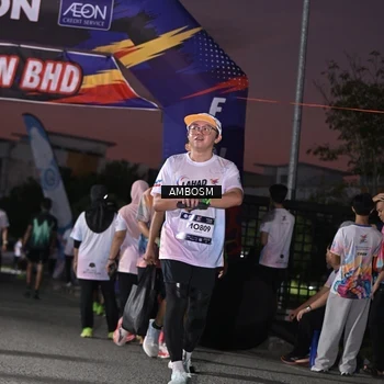 Runner Photo 7688059