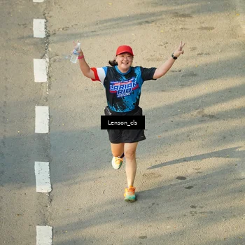 Runner Photo 7688075