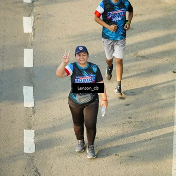 Runner Photo 7688093