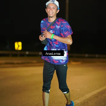 Runner Photo 7688110