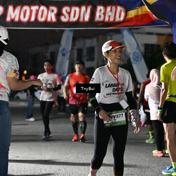 Runner Photo 7688137