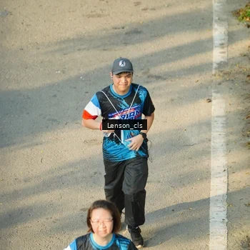 Runner Photo 7688156
