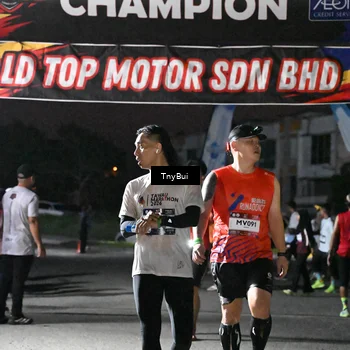 Runner Photo 7688226