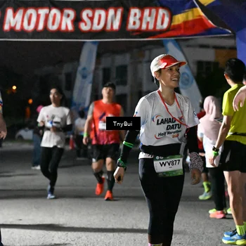 Runner Photo 7688228