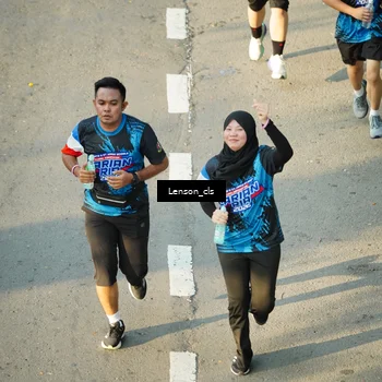 Runner Photo 7688231