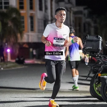 Runner Photo 7688243
