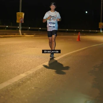 Runner Photo 7688250