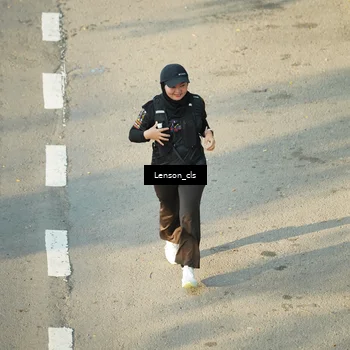 Runner Photo 7688264