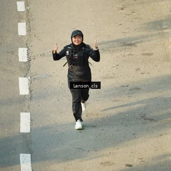 Runner Photo 7688266