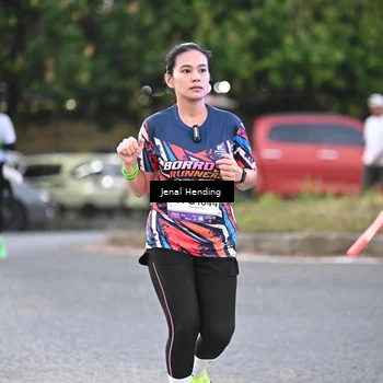 Runner Photo 7688290