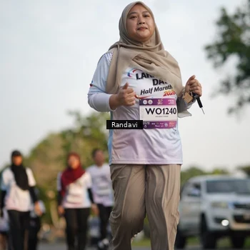 Runner Photo 7688332