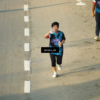 Runner Photo 7688375