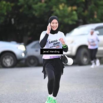 Runner Photo 7688381