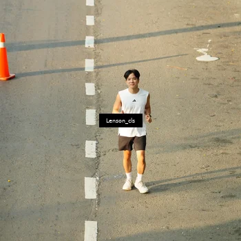Runner Photo 7688395