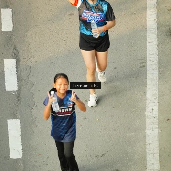 Runner Photo 7688398