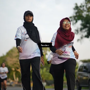 Runner Photo 7688404