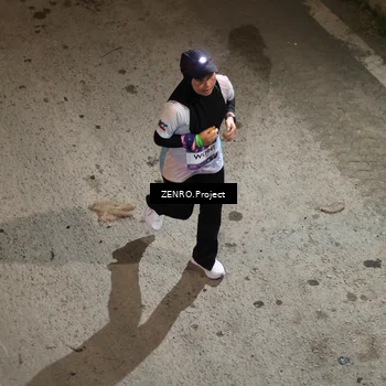 Runner Photo 7688417