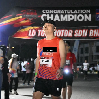 Runner Photo 7688433