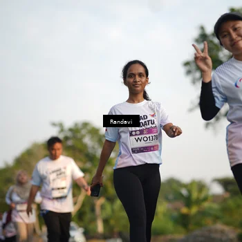 Runner Photo 7688447