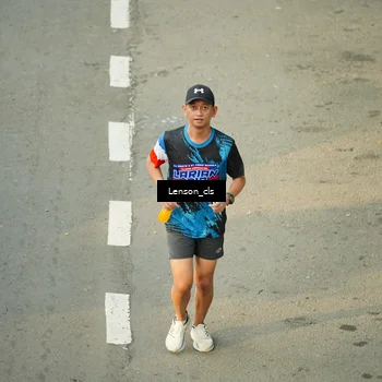 Runner Photo 7688475