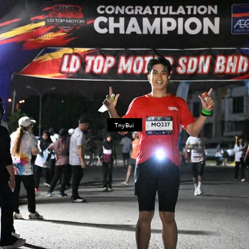 Runner Photo 7688493
