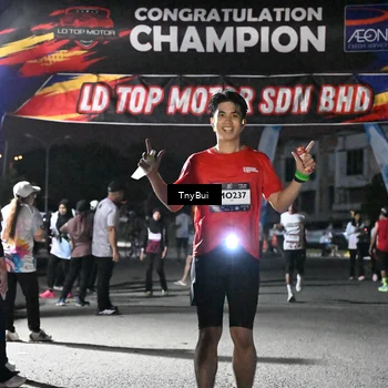 Runner Photo 7688495