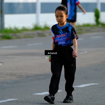 Runner Photo 7688496