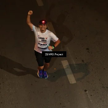 Runner Photo 7688512