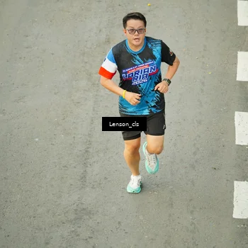 Runner Photo 7688518