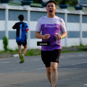 Runner Photo 7688537
