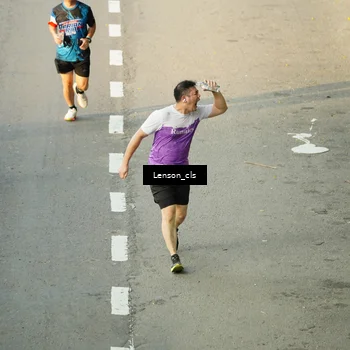 Runner Photo 7688543