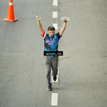 Runner Photo 7688556